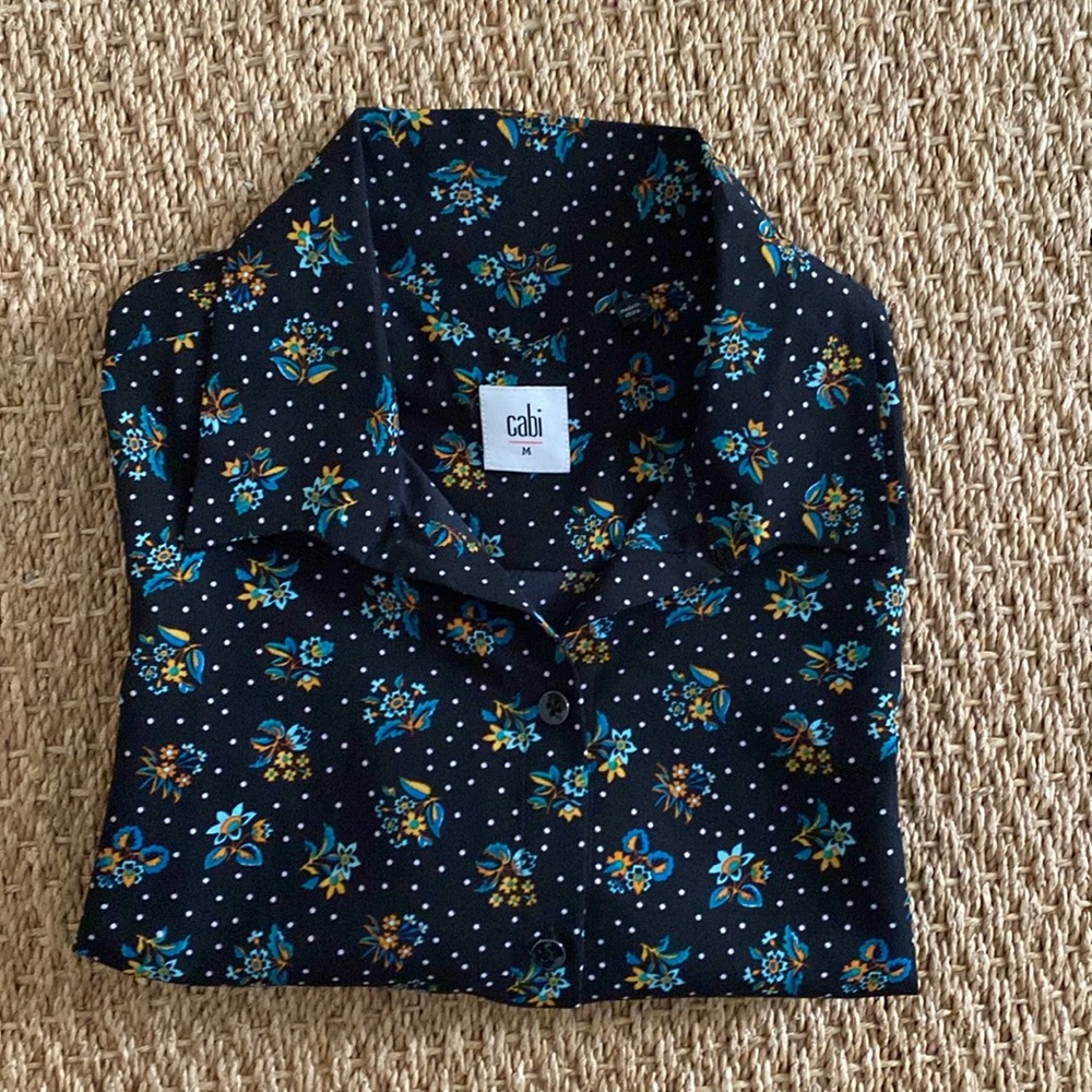 Cabi blouse style #3440 size M EUC